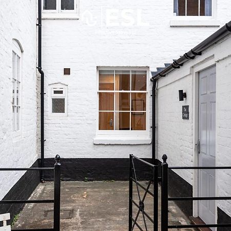 Super Central - Quiet - 2 Bedroom Cottage Shrewsbury Luaran gambar